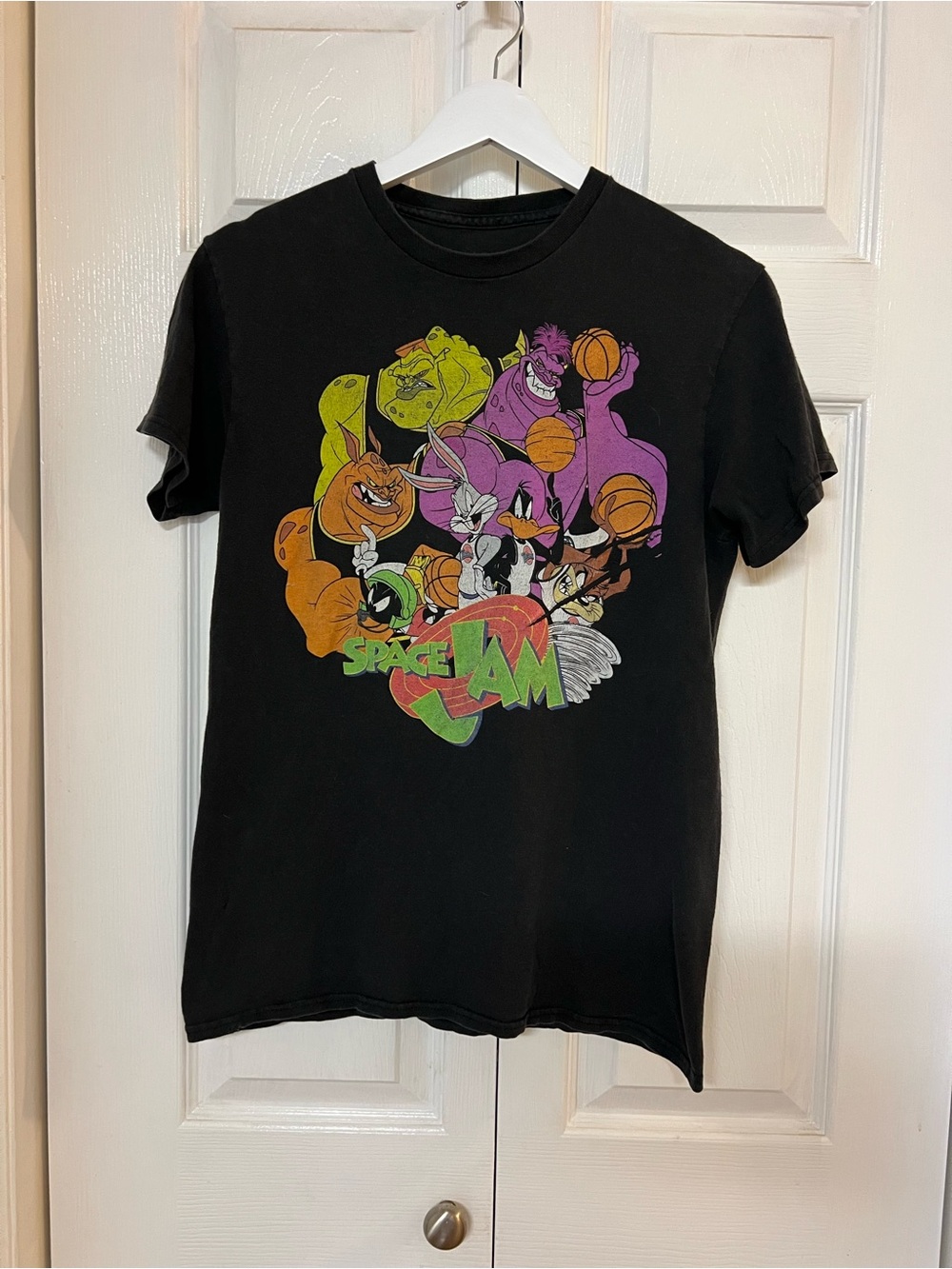 Space Jam Graphic Women’s Black Vintage T-Shirt